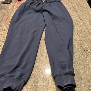 Lululemon On The Fly Joggers Sz 4